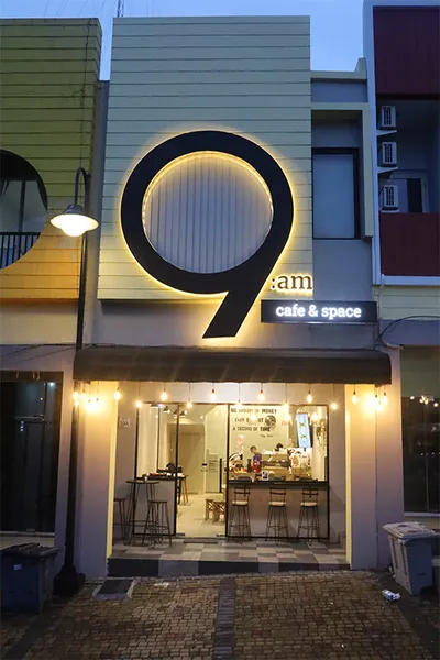 9am Cafe Exterior